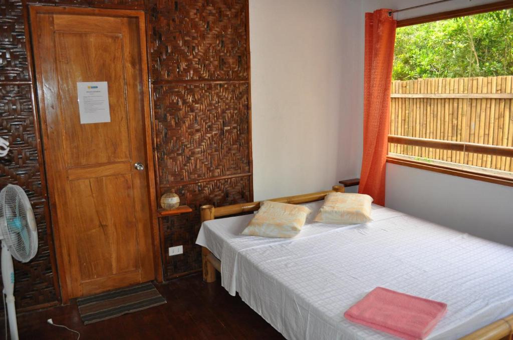 Chillout Guesthouse Panglao Island Room photo