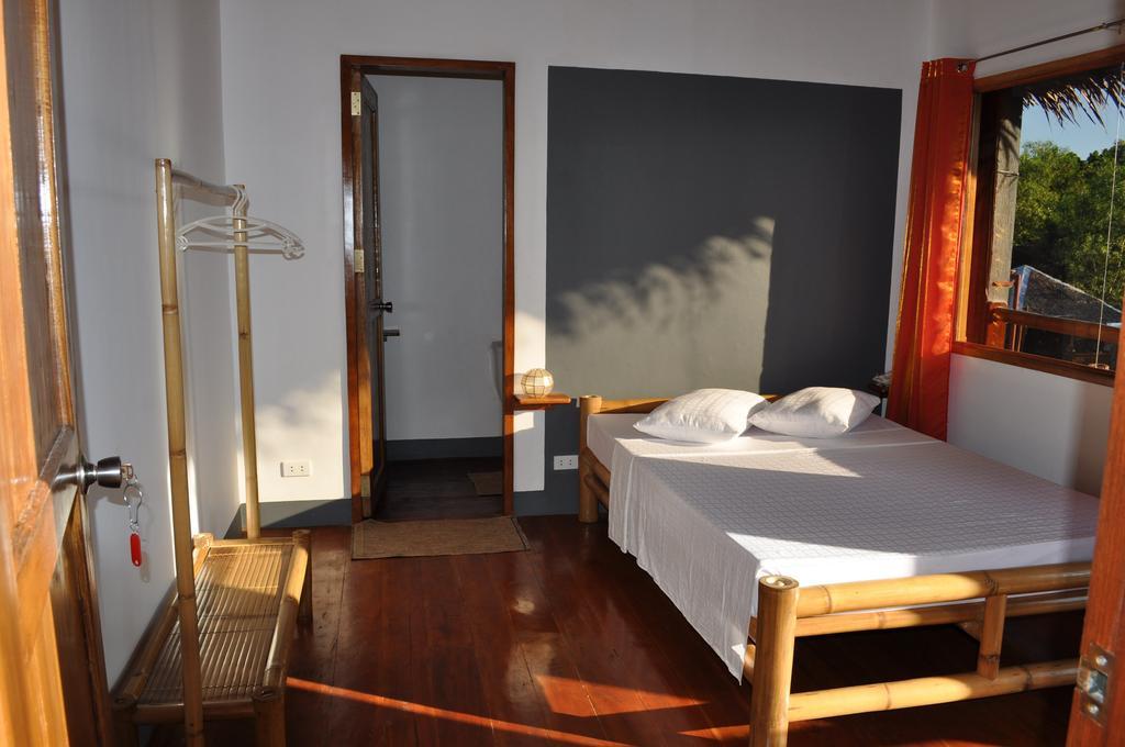 Chillout Guesthouse Panglao Island Exterior photo
