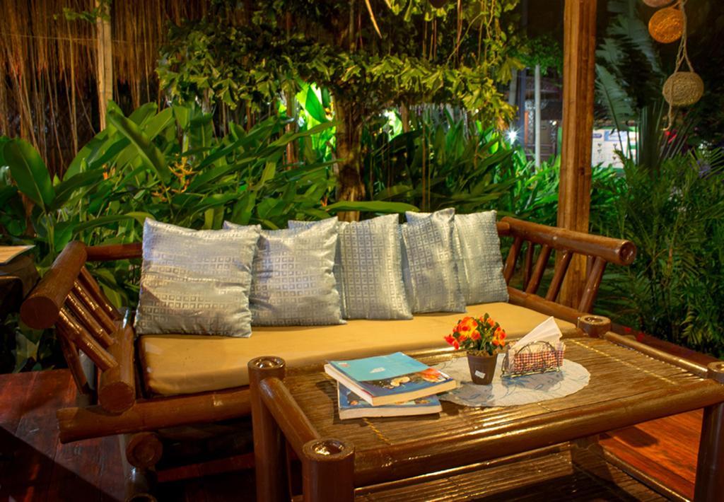 Chillout Guesthouse Panglao Island Exterior photo