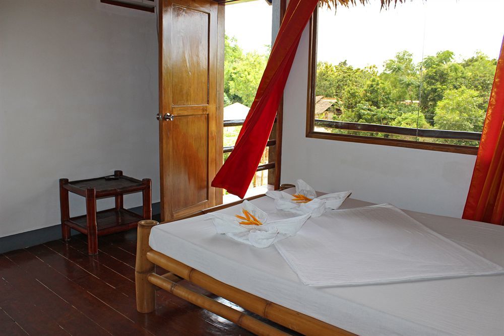 Chillout Guesthouse Panglao Island Exterior photo