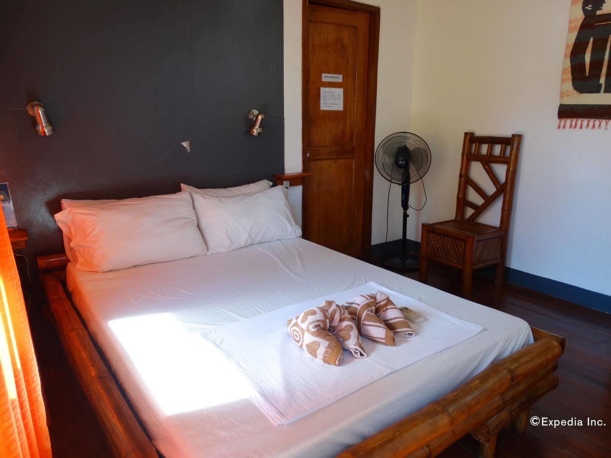 Chillout Guesthouse Panglao Island Exterior photo